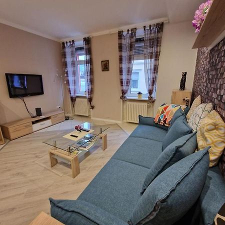 Mozart27 - Ferienwohnung Pirmasens Esterno foto