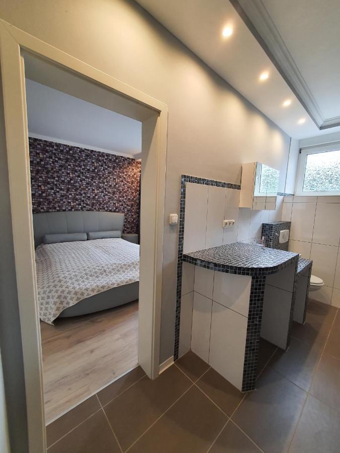 Mozart27 - Ferienwohnung Pirmasens Esterno foto