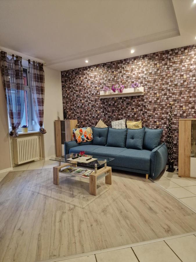 Mozart27 - Ferienwohnung Pirmasens Esterno foto